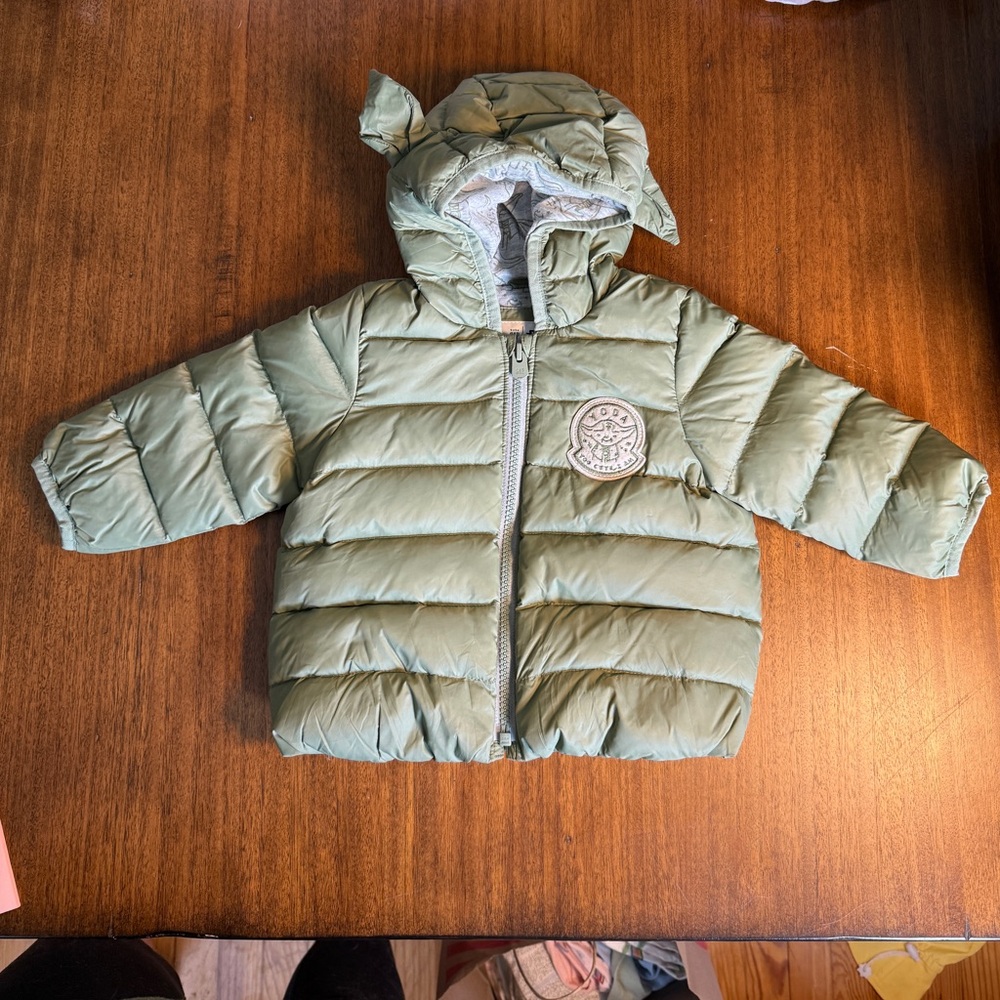 EUC GAP x Star Wars Grogu Puffer Jacket 12-18mo